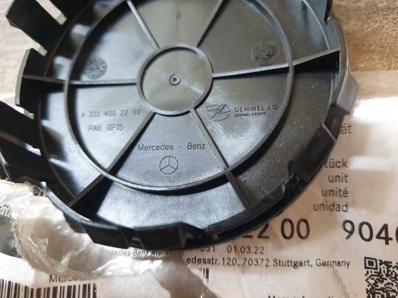 Original New Mercedes-Benz Hub Cap