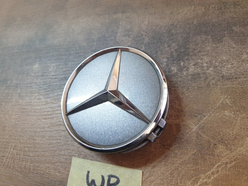 Original Used Mercedes-Benz Hub Cap