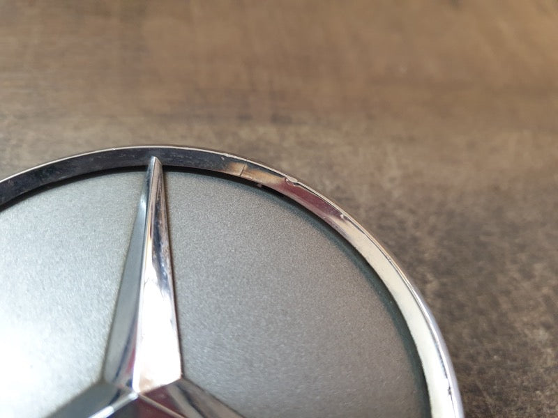 Original Used Mercedes-Benz Hub Cap