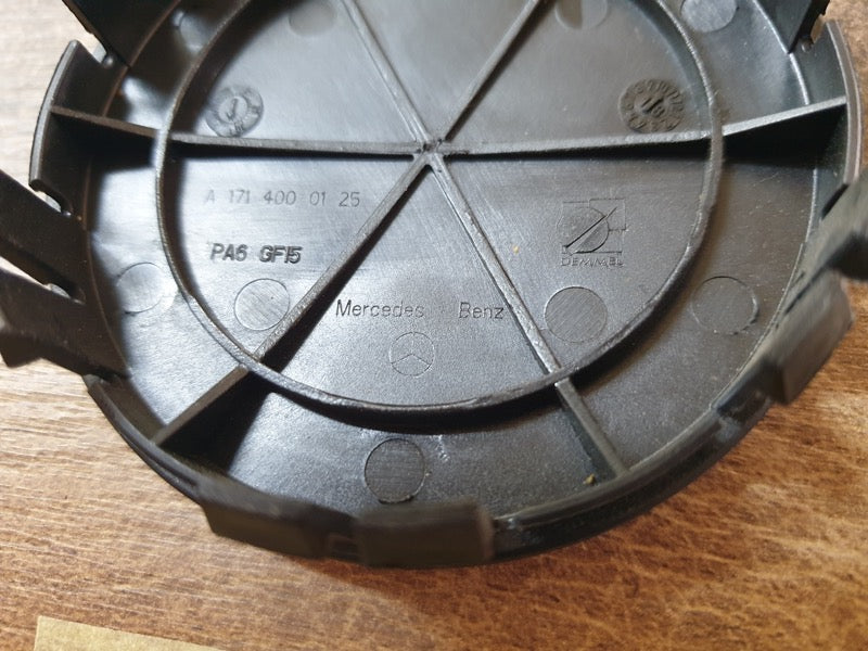Original Used Mercedes-Benz Hub Cap
