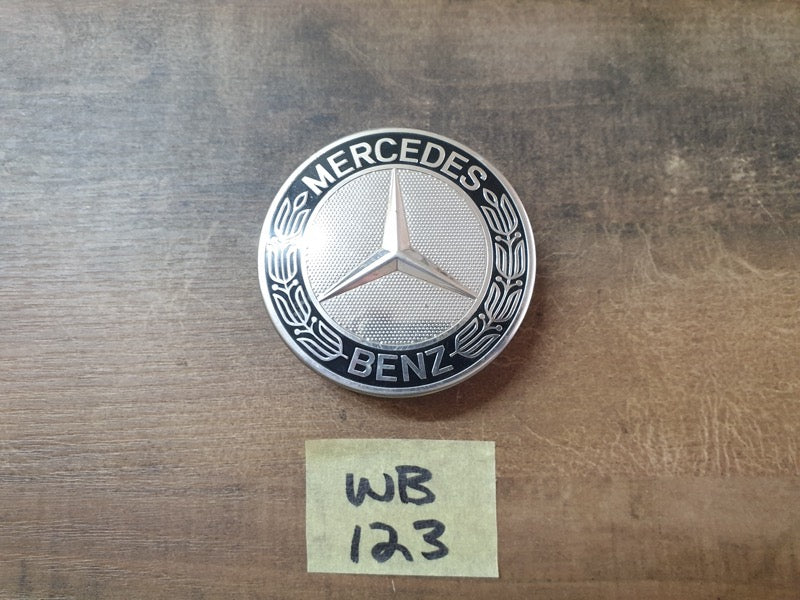 Original Used Mercedes-Benz Hub Cap