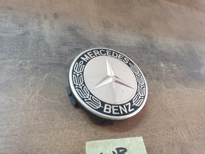 Original Used Mercedes-Benz Hub Cap