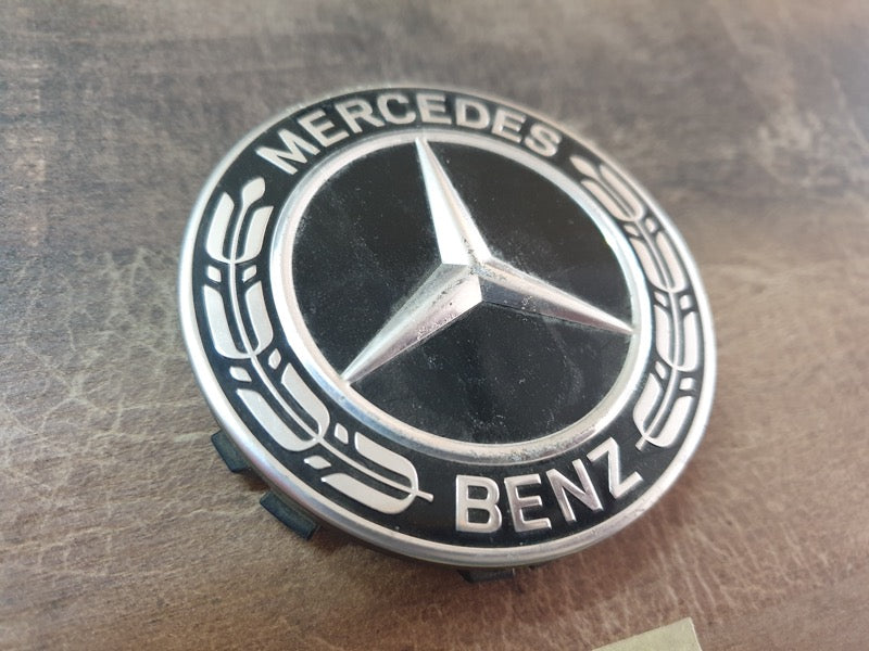 Original Used Mercedes-Benz Hub Cap