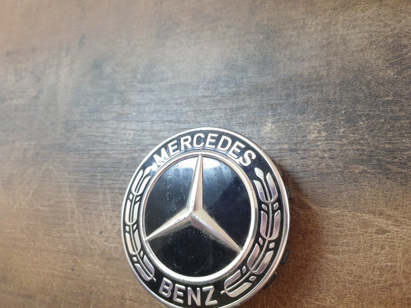 Original Used Mercedes-Benz Hub Cap
