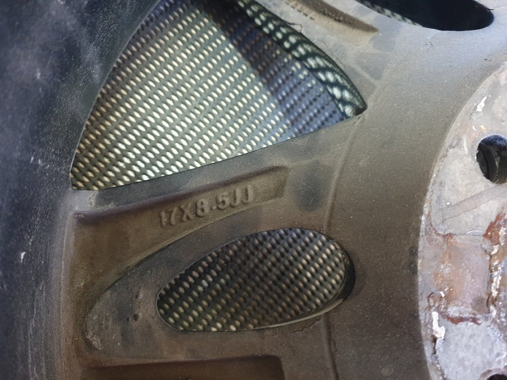 Aftermarket 11.5cm PCD 17x8.5JJ Aluminium Rim