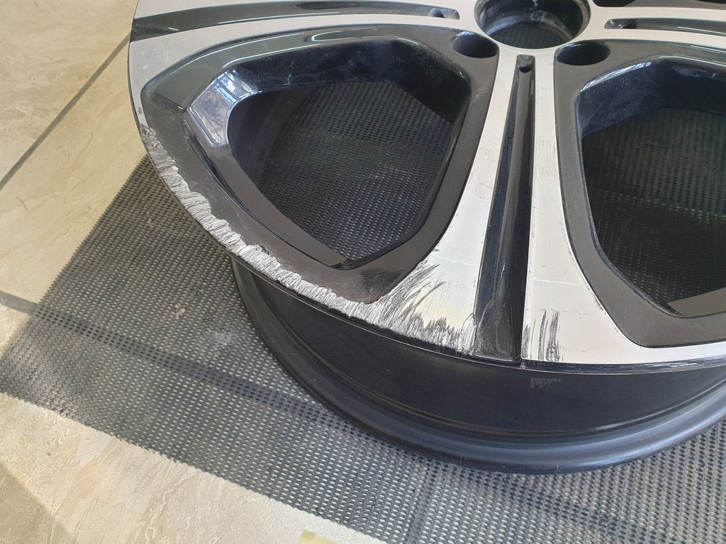 Mercedes-Benz C-Class W206 8.5Jx19H2N Aluminium Rim