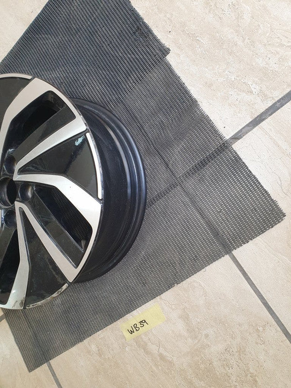 Volkswagen Polo 2G 5.5Jx15H2N Aluminium Rim