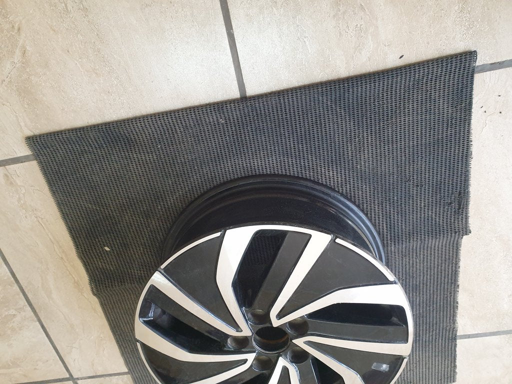 Volkswagen Polo 2G 5.5Jx15H2N Aluminium Rim