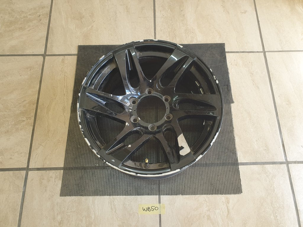 Aftermarket 11.5cm PCD 17x8.5JJ Aluminium Rim