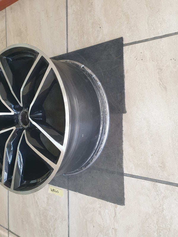 Audi A6 9.5Jx21H2 Aluminium Rim