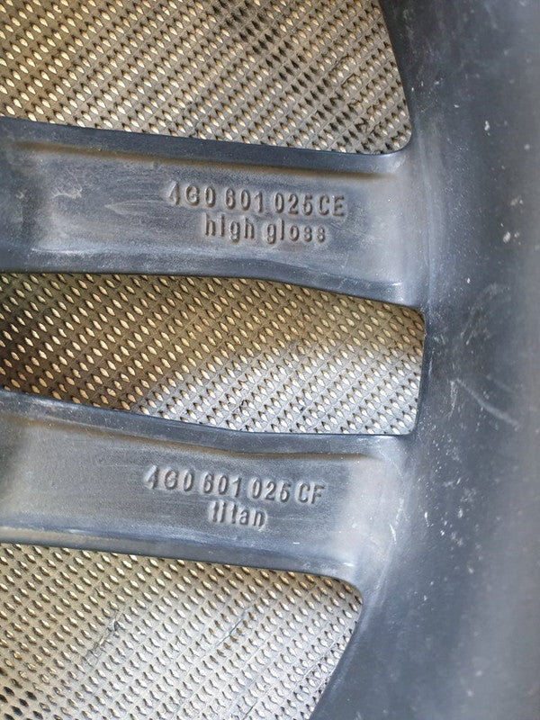 Audi A6 9.5Jx21H2 Aluminium Rim