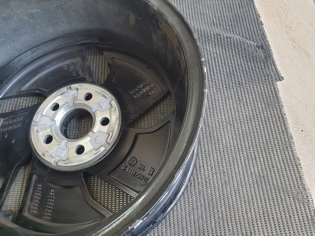 Volkswagen Polo 2G 5.5Jx15H2N Aluminium Rim