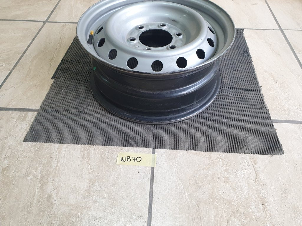 Toyota Corolla J16x61/2 Steel Rim