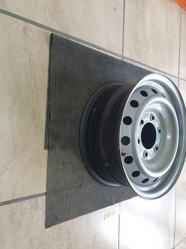 Toyota Corolla J16x61/2 Steel Rim
