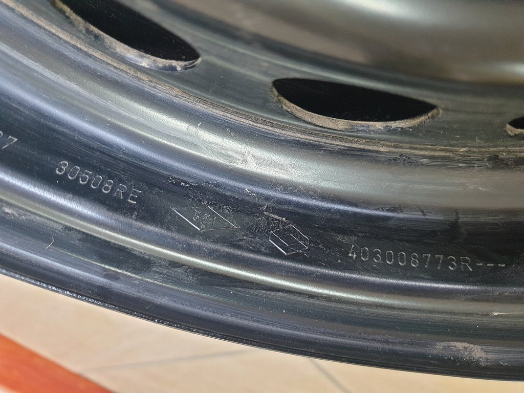Renault Clio IV 6Jx15H2 Steel Rim