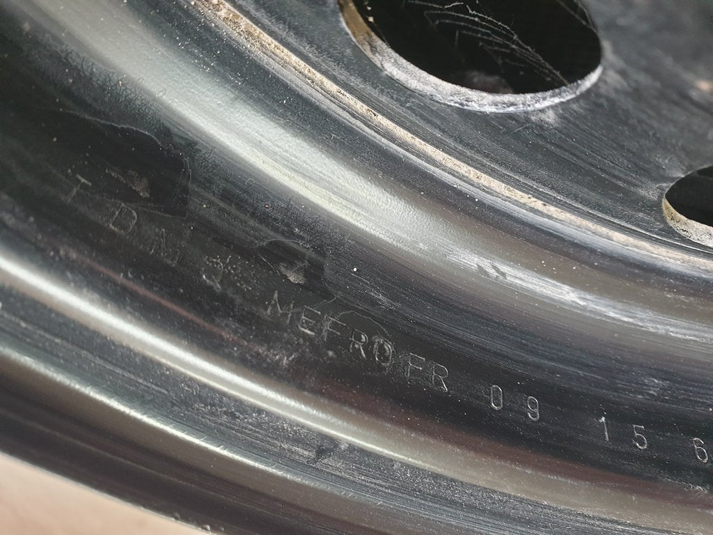 Renault Clio IV 6Jx15H2 Steel Rim