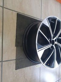 Audi Q5 Sportback SQ5 81/2J-Nx21H2 Aluminium Rim