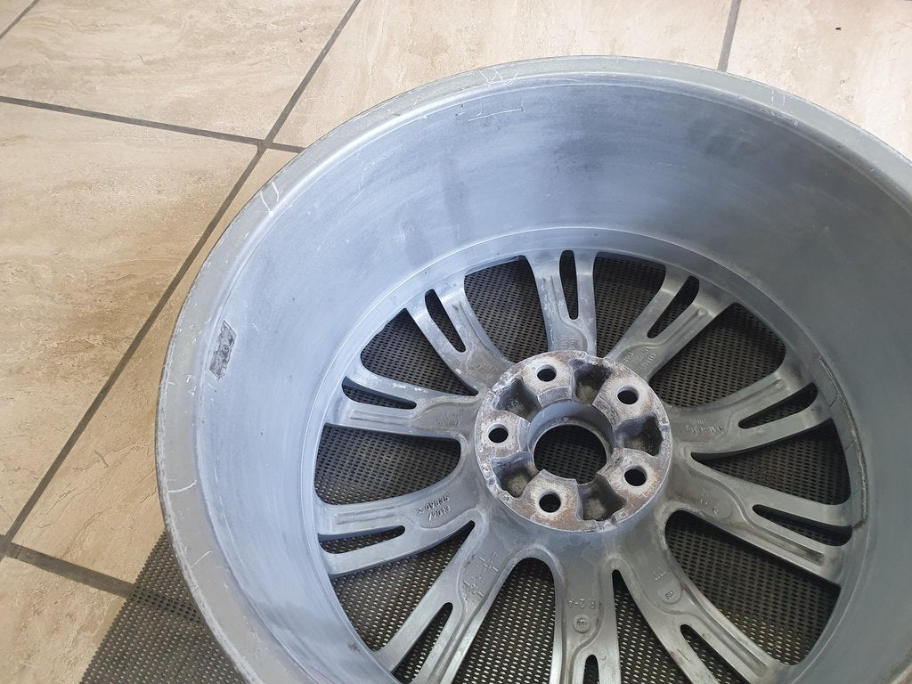 Alfa Romeo Stelvio 8JX18H2 Aluminium Rim