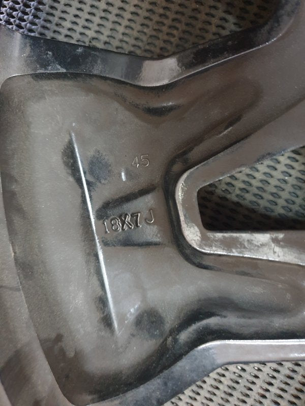 Nissan Navara J18x7J Aluminium Rim