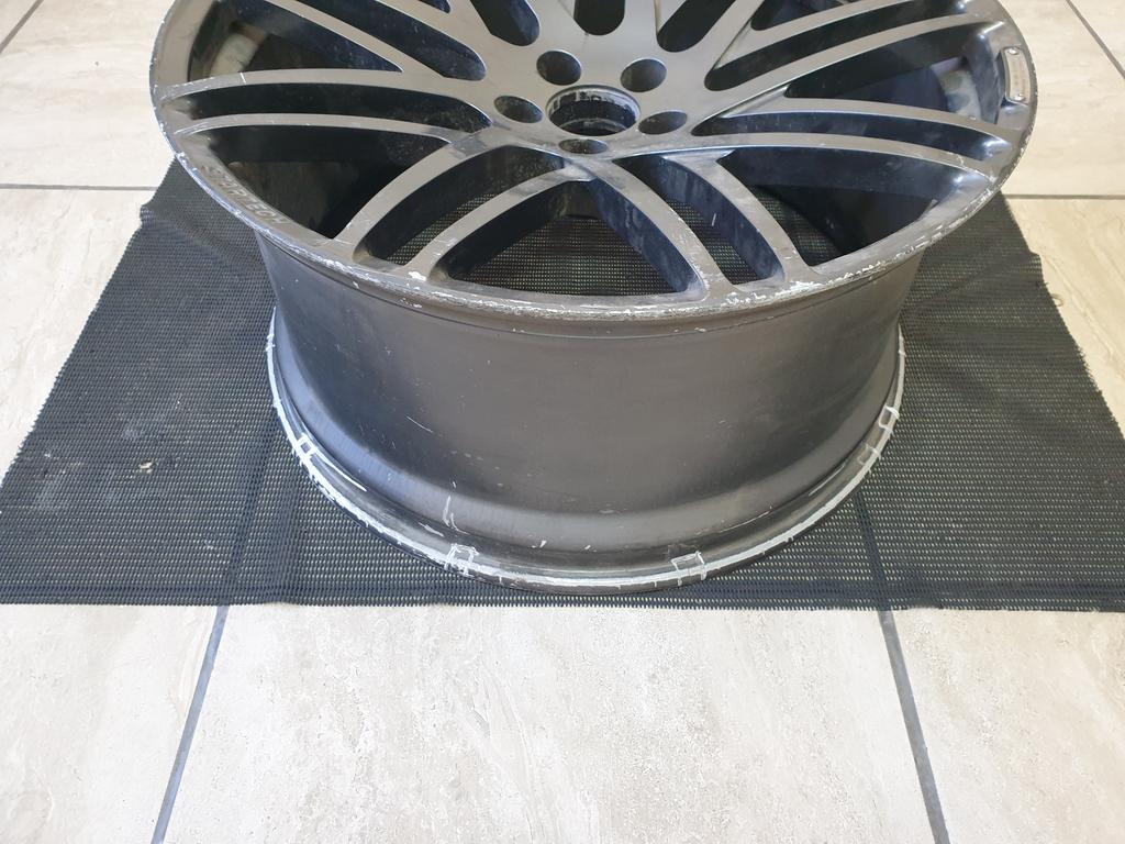 Land Rover Range Rover 23" Aluminium Rim