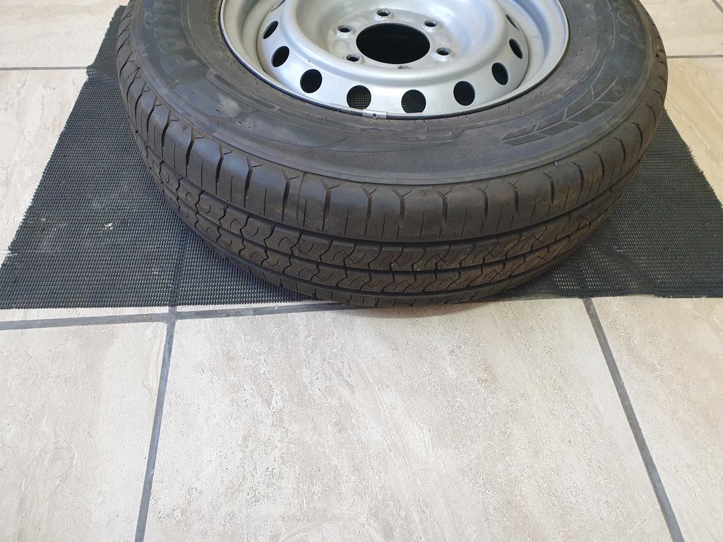 Isuzu D-Max J16x61/2 Steel Rim With Tyre