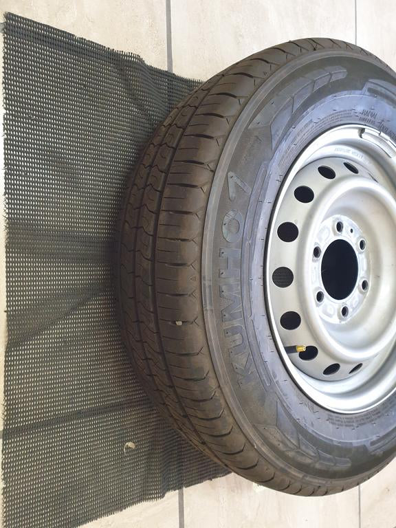 Isuzu D-Max J16x61/2 Steel Rim With Tyre