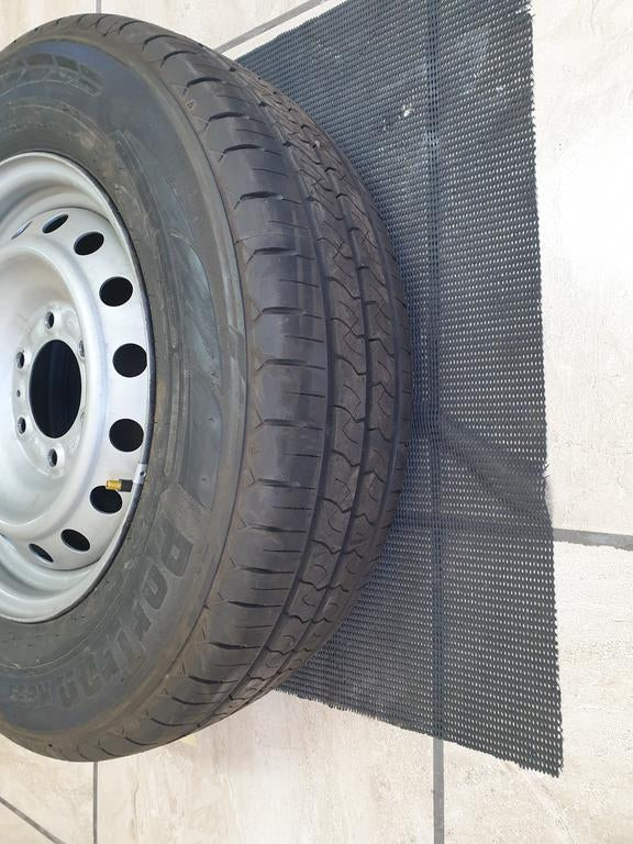 Isuzu D-Max J16x61/2 Steel Rim With Tyre