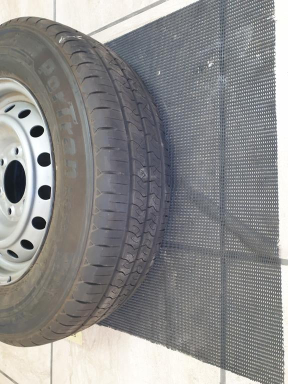 Isuzu D-Max J16x61/2 Steel Rim With Tyre