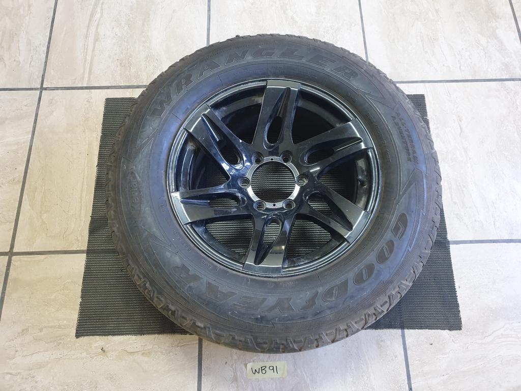 Aftermarket 17x8.5JJ Aluminium Rim With Tyre