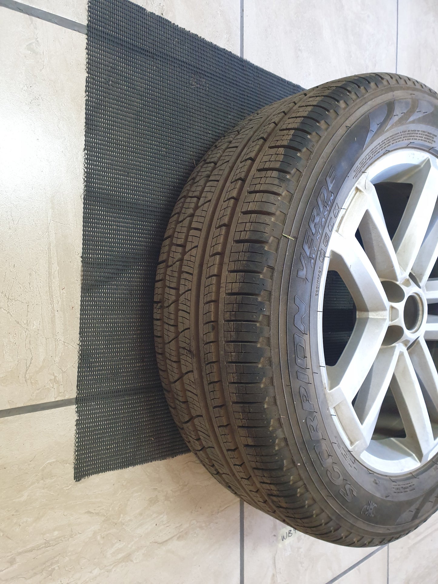 Volkswagen Amarok Double Cab Stripping For Parts