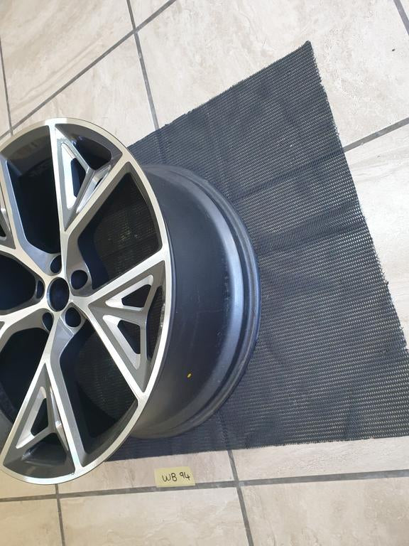 Original Audi Q8 22 Inch Aluminium Rim - E10Jx22H2 - Professionally Repaired