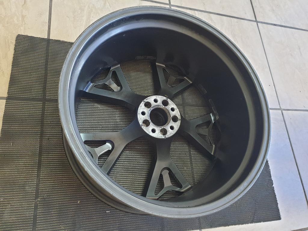 Original Audi Q8 22 Inch Aluminium Rim - E10Jx22H2 - Professionally Repaired