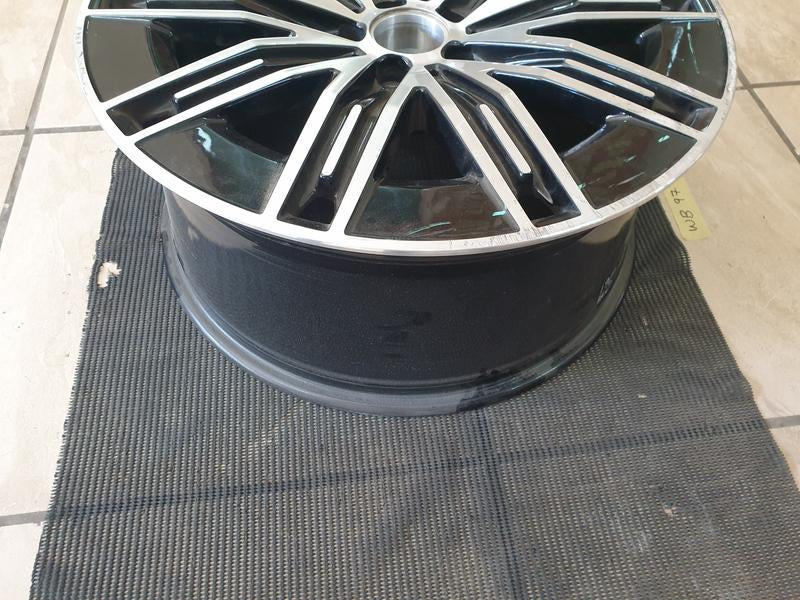Original Used Mercedes-Benz EQE SUVEQE 350 21 Inch Alloy Mag - 9.5Jx21