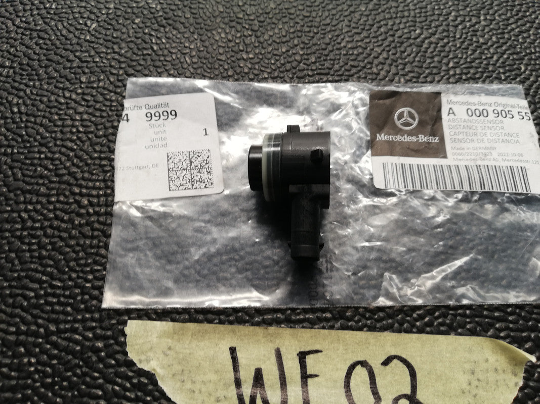 Mercedes-Benz V-Class Vito Viano 2023 Front Centre PDC Sensor