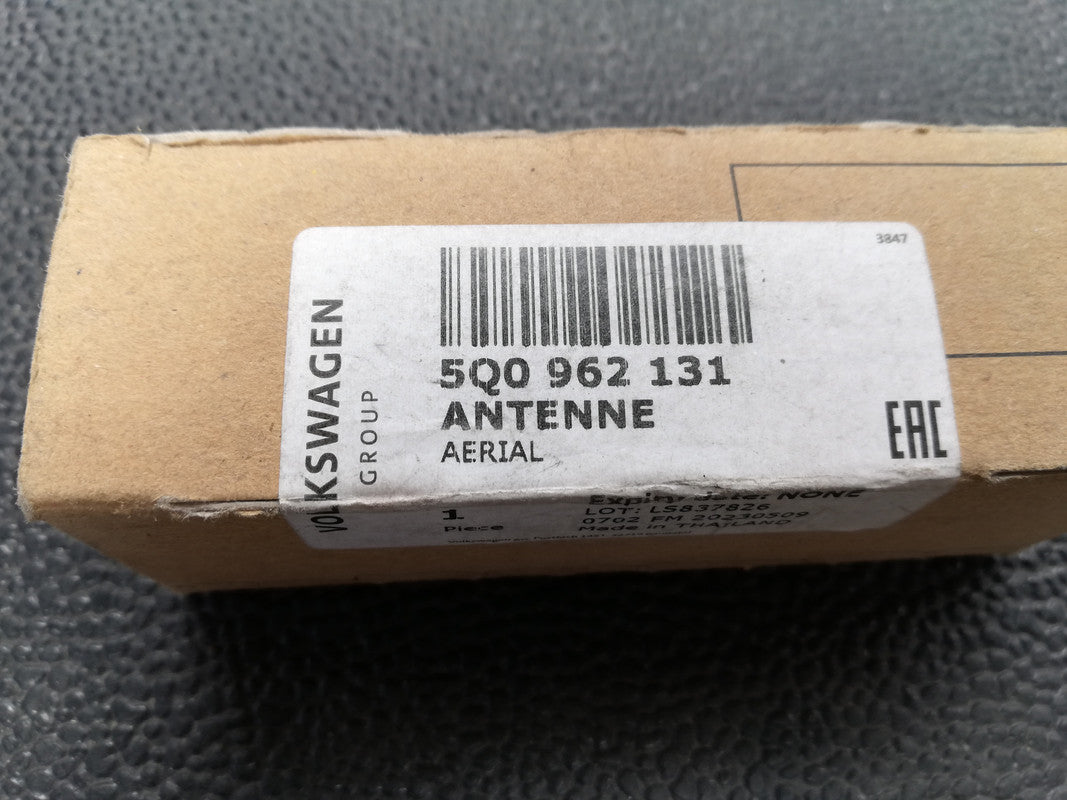 Volkswagen Golf MK7 2015, 2016, 2017, 2018, 2019, 2020, 2021, 2022, 2023, 2024 Antenna