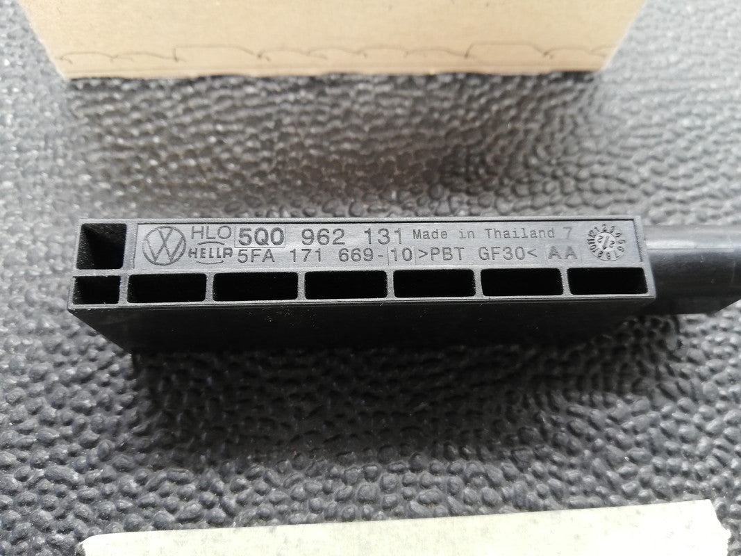 Volkswagen Golf MK7 2015, 2016, 2017, 2018, 2019, 2020, 2021, 2022, 2023, 2024 Antenna