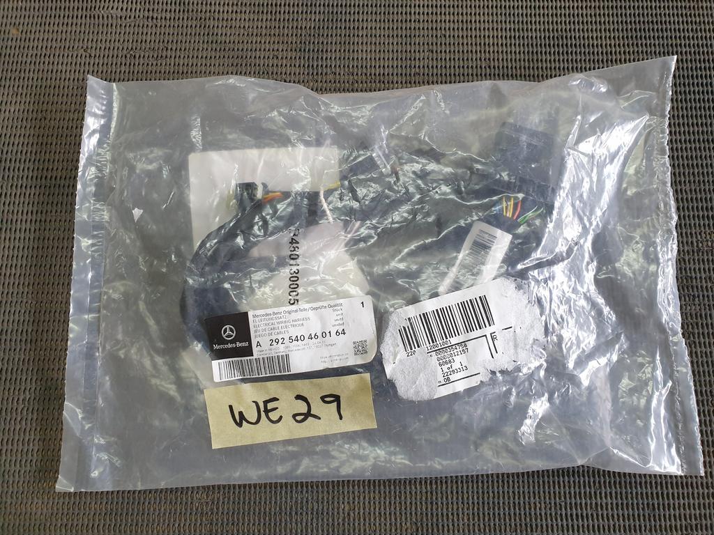 Mercedes-Benz GL X164 Front Bumper Parking Wiring Harness