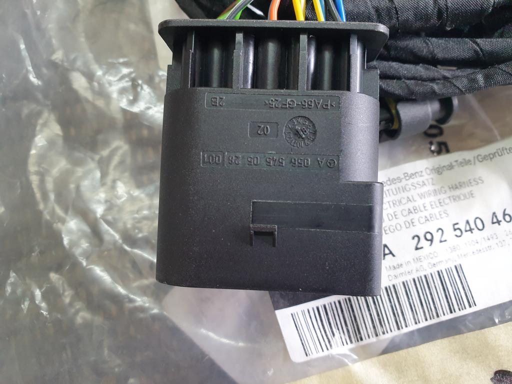 Mercedes-Benz GL X164 Front Bumper Parking Wiring Harness