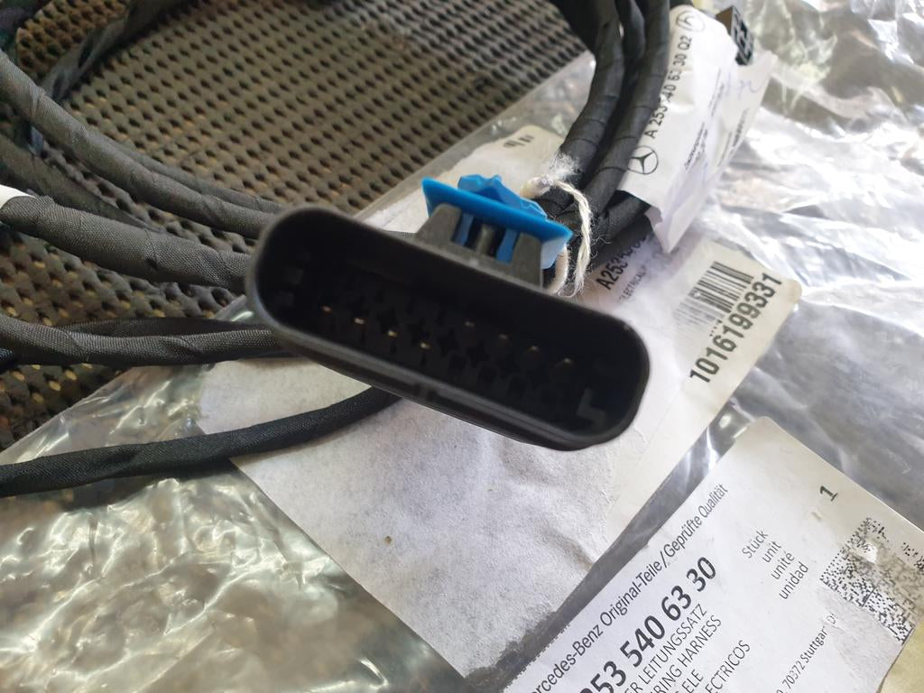 Mercedes-Benz GLC W253 Front Bumper Parking Wiring Harness