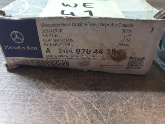 Original New Mercedes-Benz C-Class W205 Right Front Bonnet Lock Contact Switch