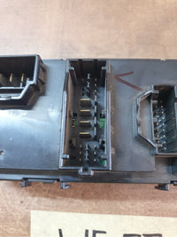 Original Used Hyundai Creta PCB Block Fuse Relay Box