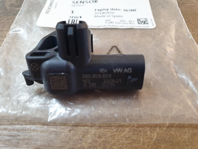 Original New Volkswagen Polo Airbag Impact Crash Sensor