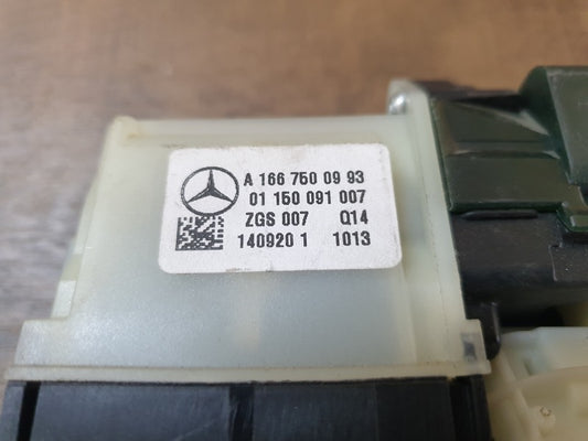 Original Used Mercedes-Benz GLE W166 2016 Tailgate Release Handle