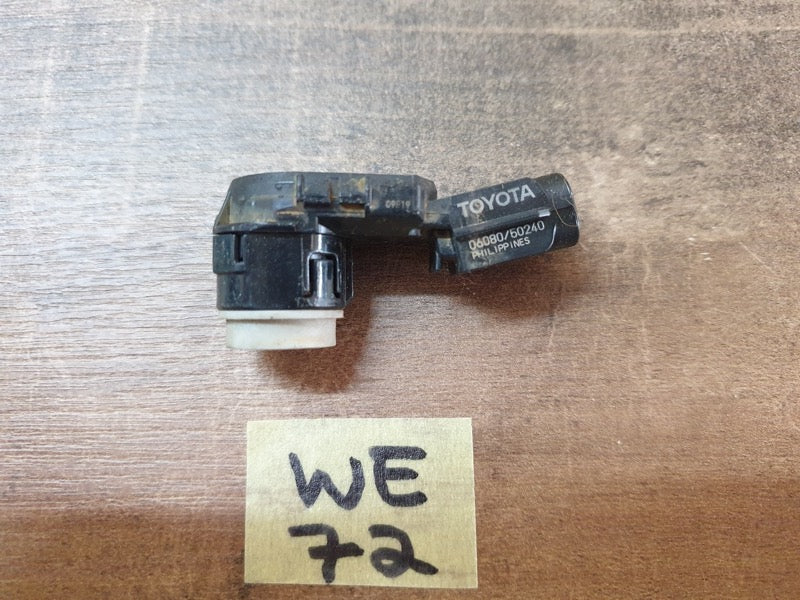 Original Used Toyota Hilux Left Front Parking PDC Sensor