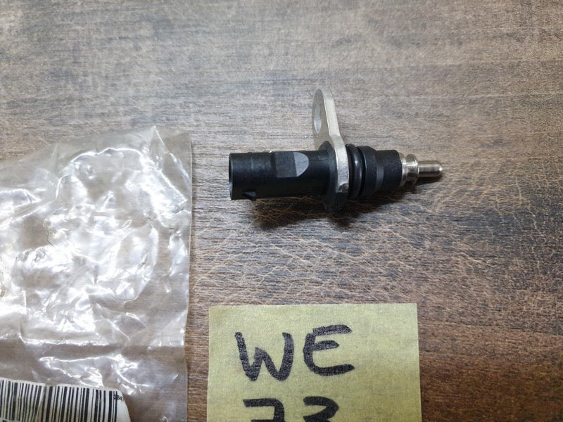 Original New Audi Volkswagen Engine Coolant Temperature Sensor
