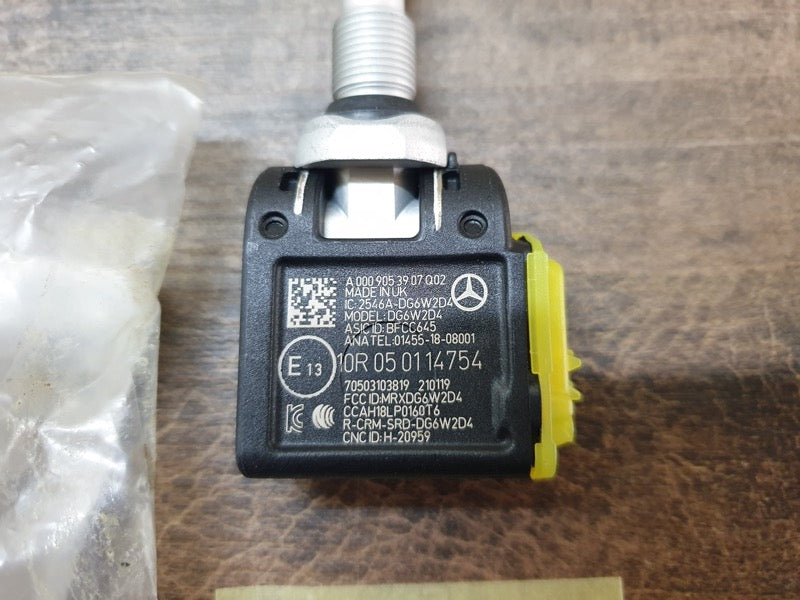 Original New Mercedes-Benz Tyre Pressure Sensor