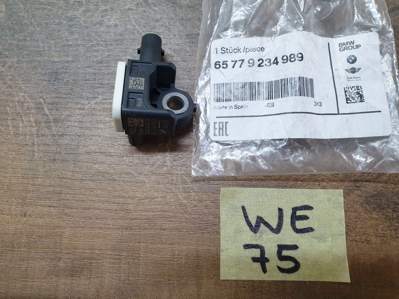 Original New BMW 3 Series F30 F31 Left B-Pillar Side Impact Sensor