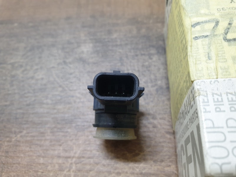 Original New Renault Duster II Front Bumper Parking PDC Sensor