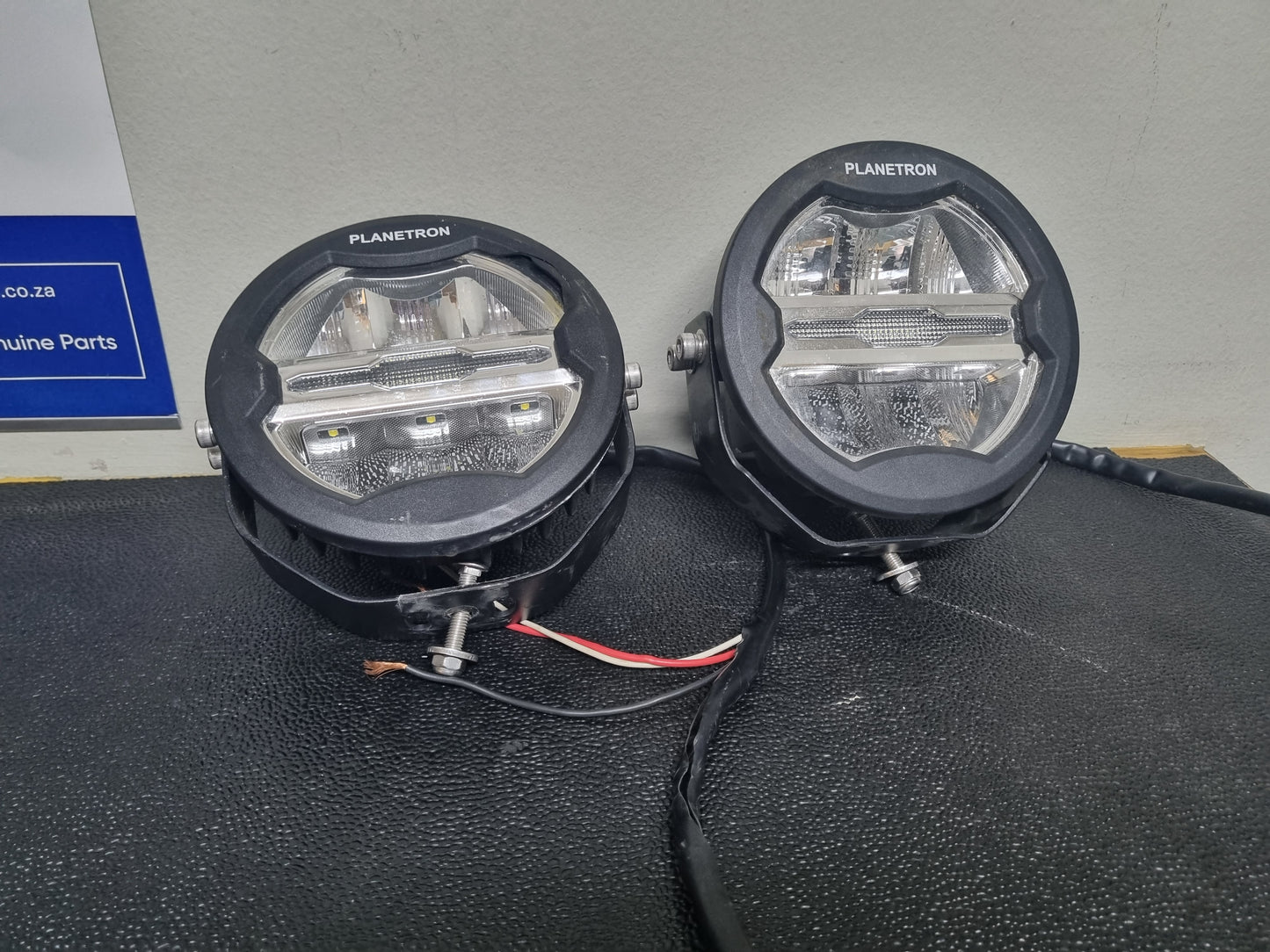 PLANETRON spotlamps